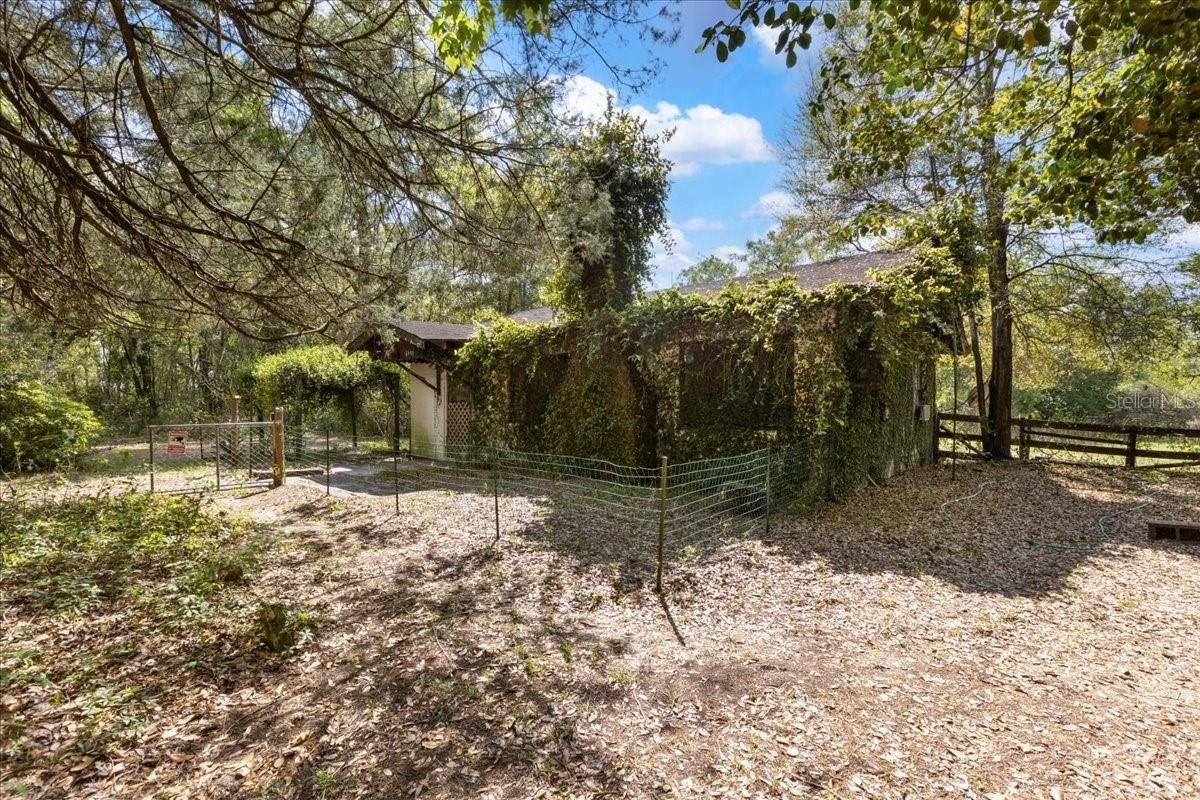 6950 SE HIGHWAY 41, MORRISTON, FL, 32668