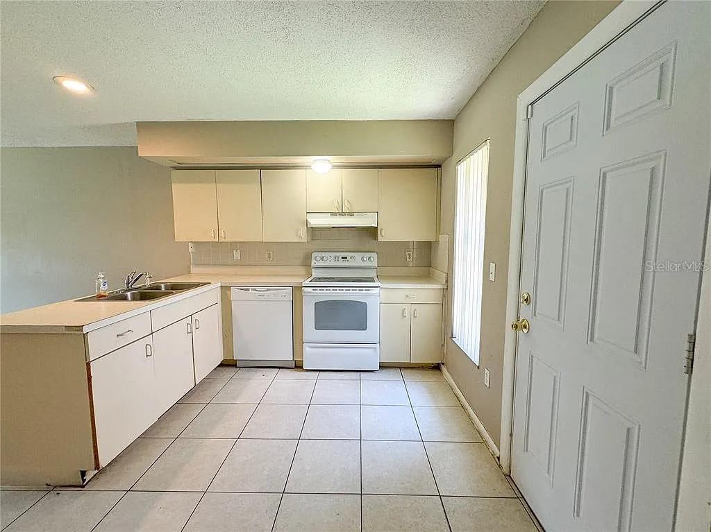 944 BUCCANEER DR, LAKELAND, FL, 33801