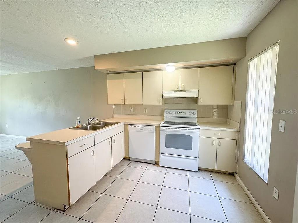 944 BUCCANEER DR, LAKELAND, FL, 33801