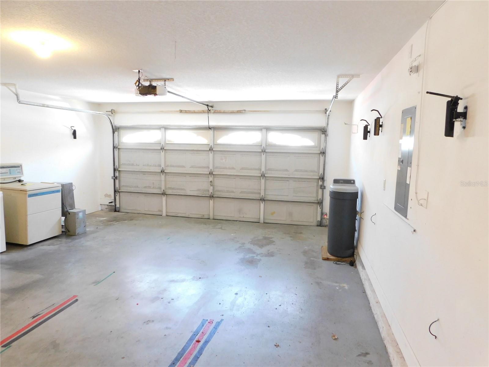 1720 ARABIAN LN, PALM HARBOR, FL, 34685