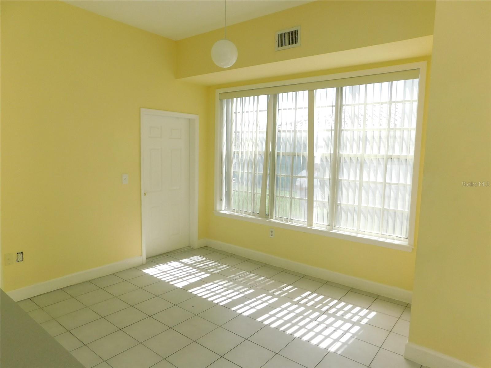 1720 ARABIAN LN, PALM HARBOR, FL, 34685