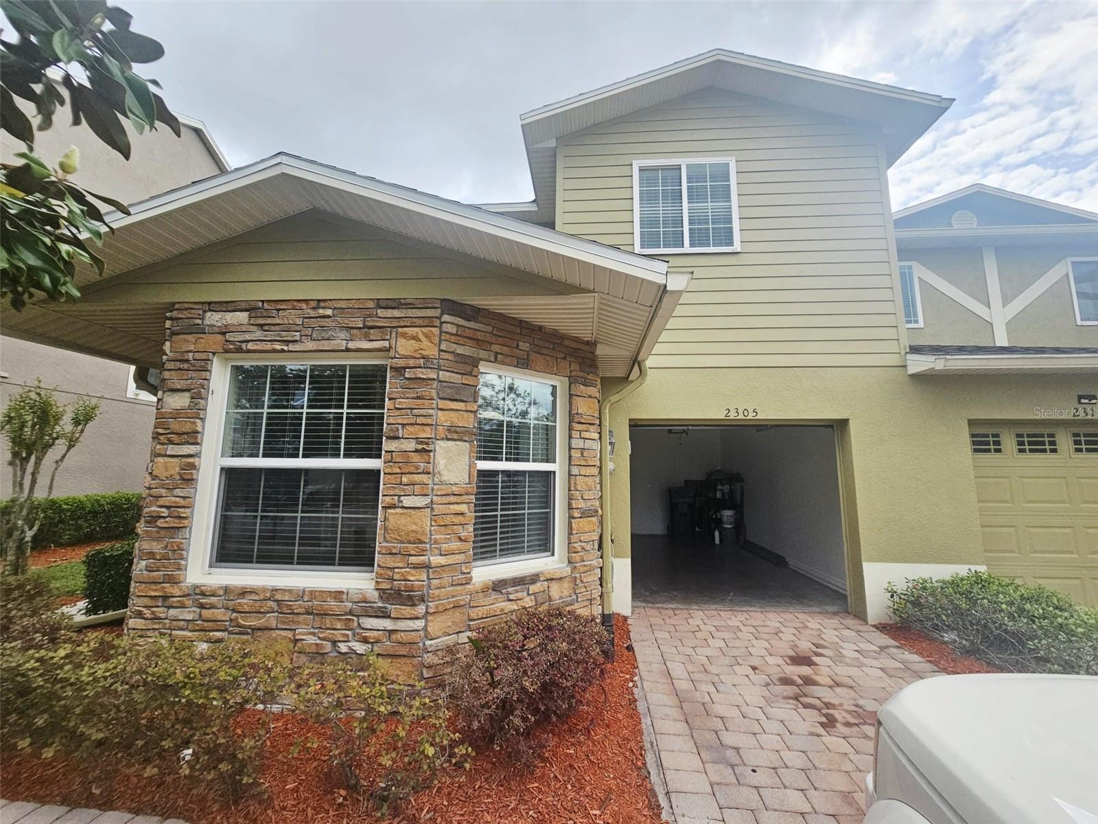 2305 CHATHAM PLACE DR, ORLANDO, FL, 32824
