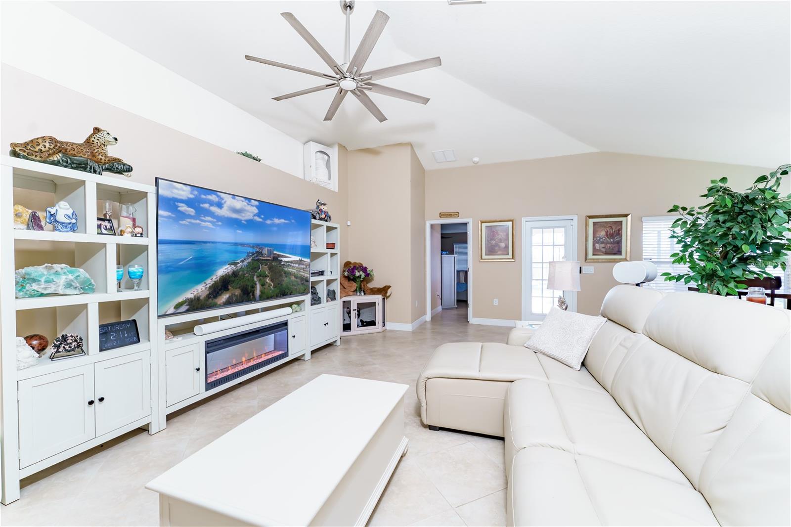 10931 STANDING STONE DR, WIMAUMA, FL, 33598