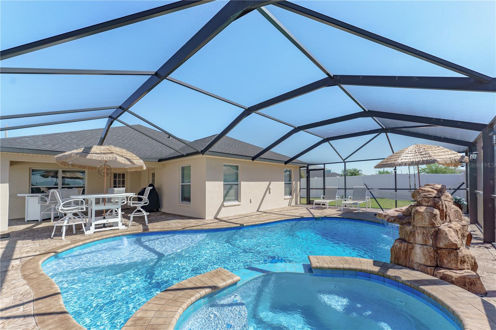 10931 STANDING STONE DR, WIMAUMA, FL, 33598