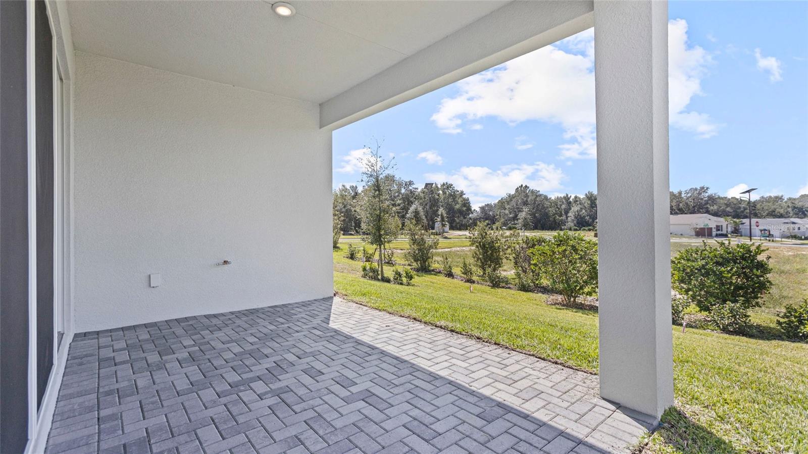 574 HAMMOCK OAKS BLVD, LADY LAKE, FL, 32159