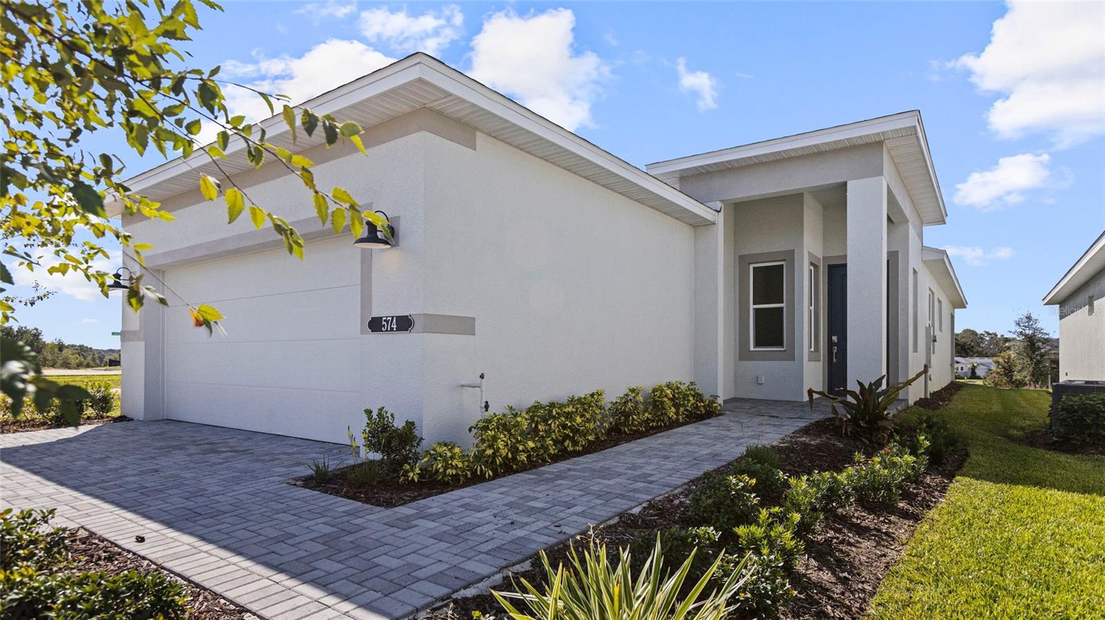 574 HAMMOCK OAKS BLVD, LADY LAKE, FL, 32159