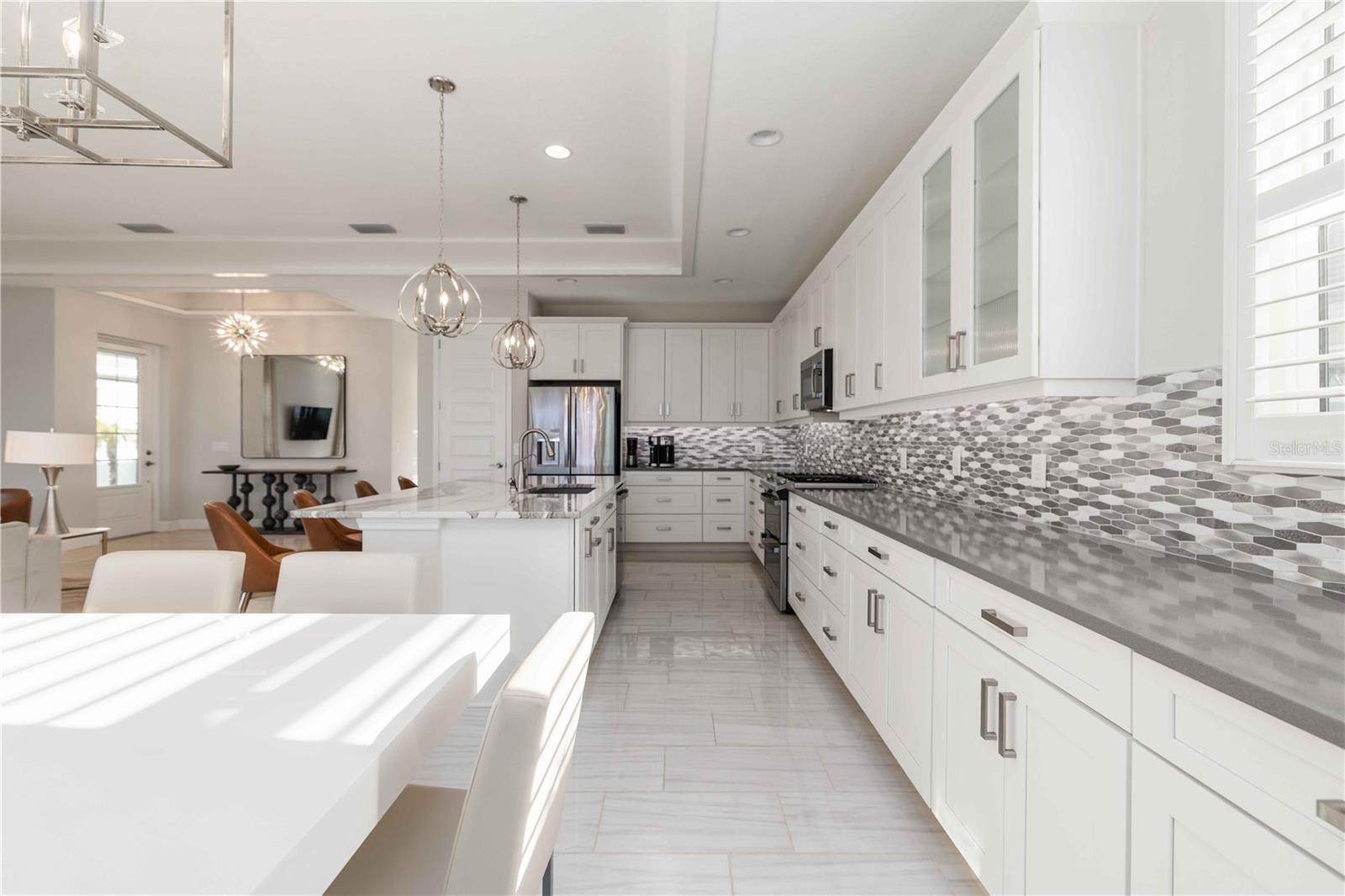 993 CROSSWIND AVE, SARASOTA, FL, 34240