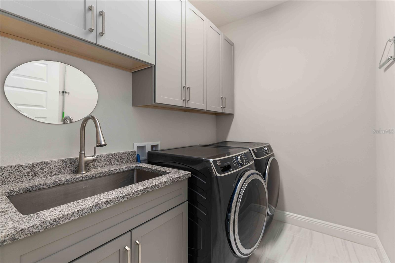 993 CROSSWIND AVE, SARASOTA, FL, 34240