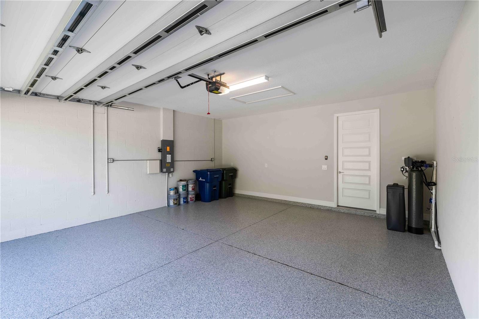 993 CROSSWIND AVE, SARASOTA, FL, 34240