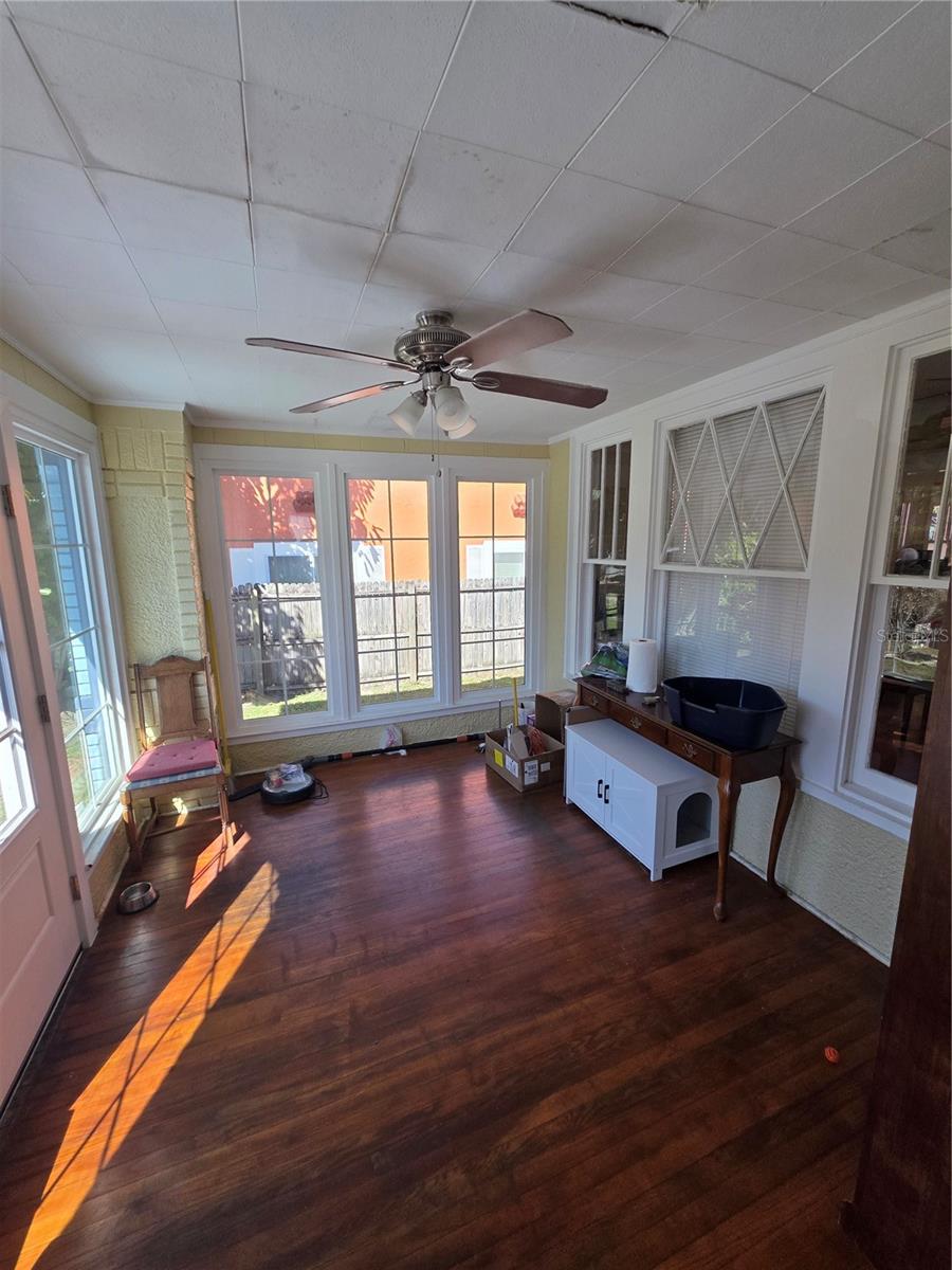 1568 DREW ST, CLEARWATER, FL, 33755