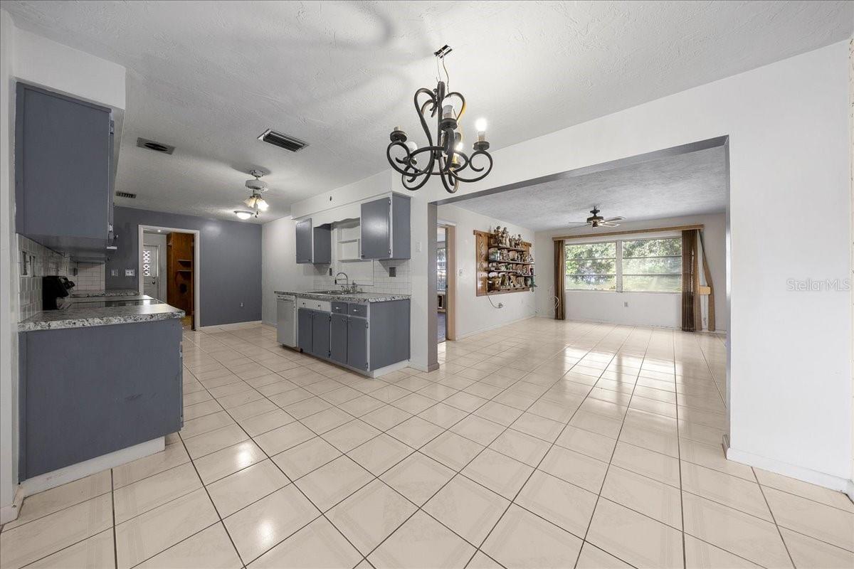 82 S JEFFERY ST, BEVERLY HILLS, FL, 34465