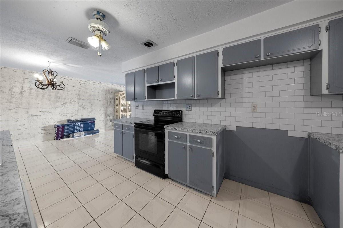 82 S JEFFERY ST, BEVERLY HILLS, FL, 34465
