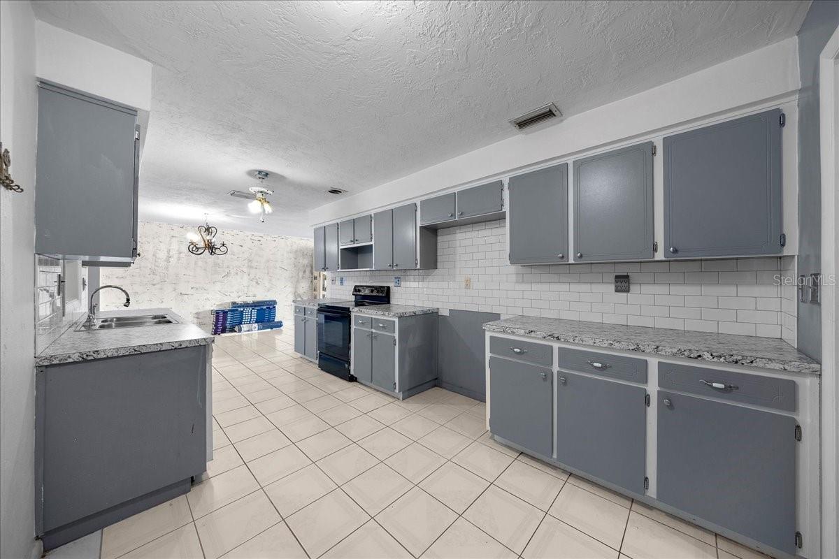 82 S JEFFERY ST, BEVERLY HILLS, FL, 34465