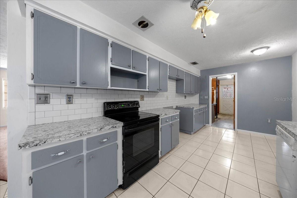 82 S JEFFERY ST, BEVERLY HILLS, FL, 34465