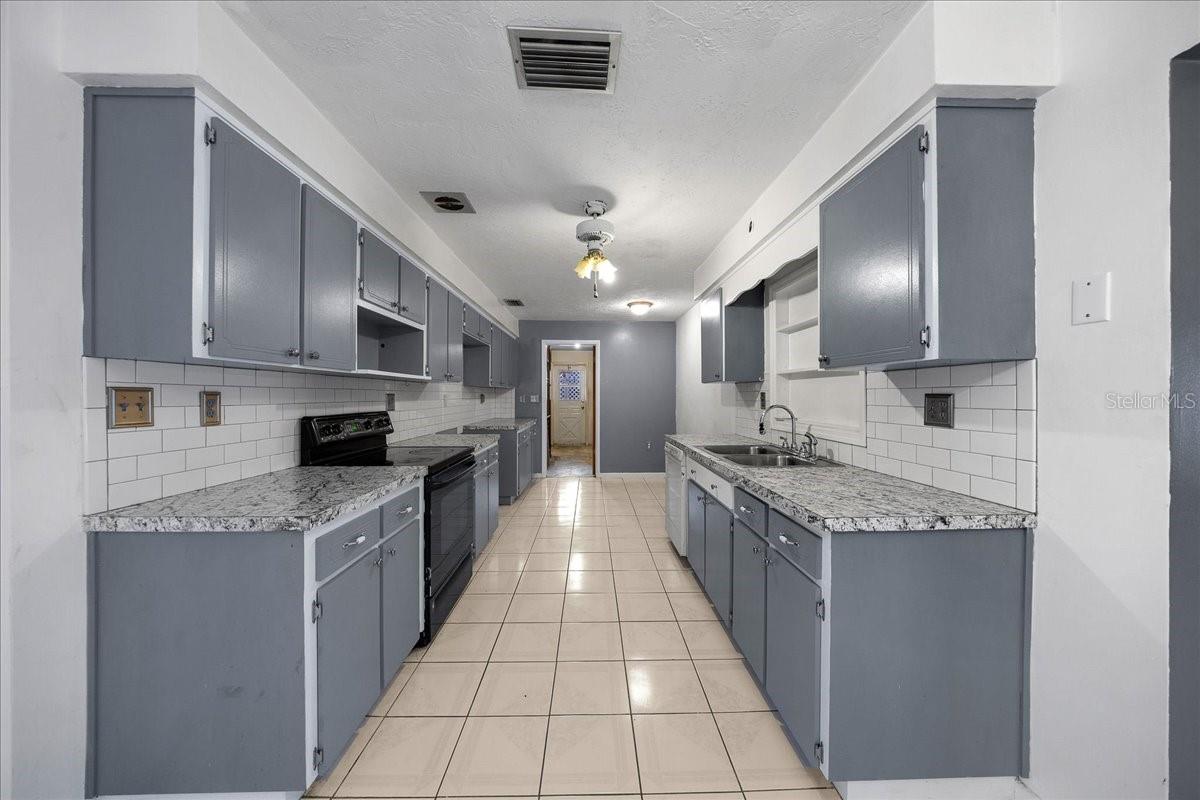 82 S JEFFERY ST, BEVERLY HILLS, FL, 34465