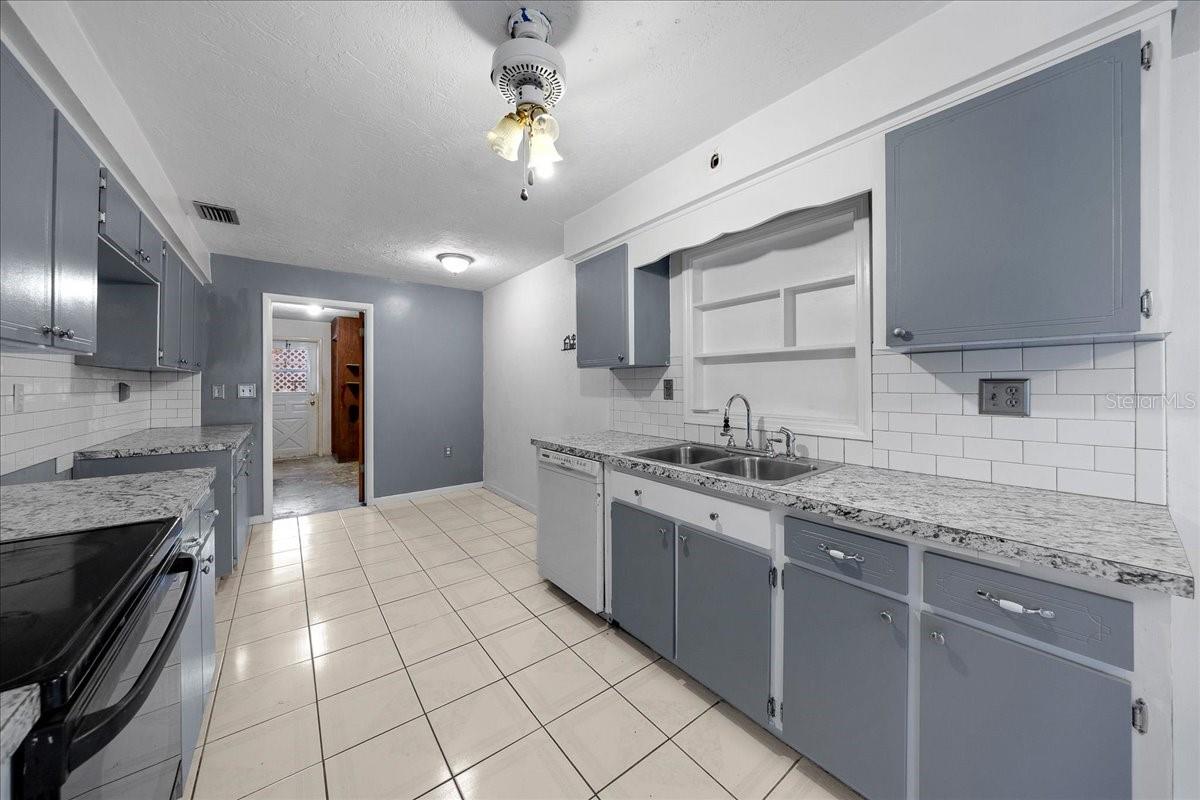82 S JEFFERY ST, BEVERLY HILLS, FL, 34465