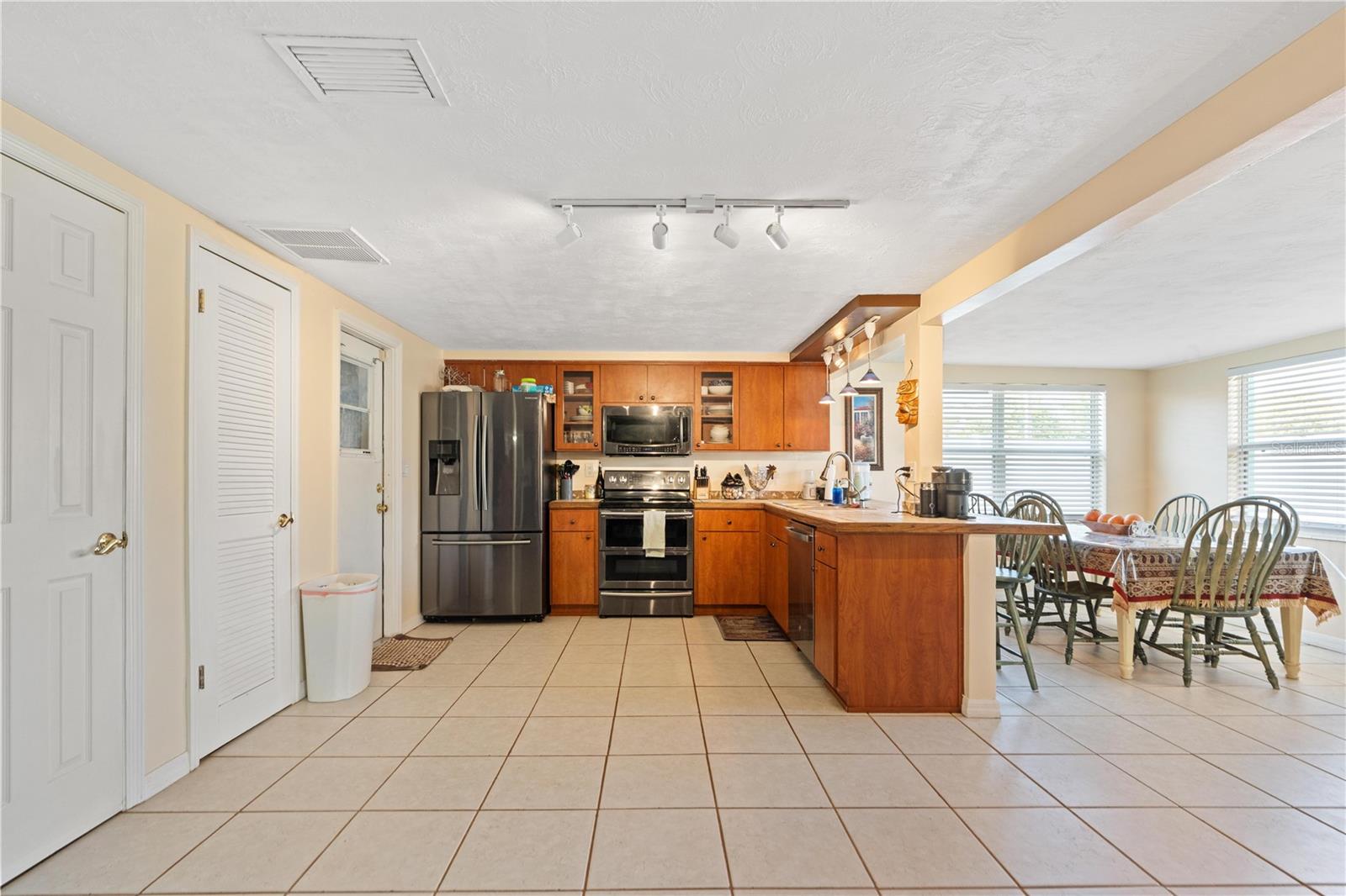 3249 EISENHOWER DR, HOLIDAY, FL, 34691