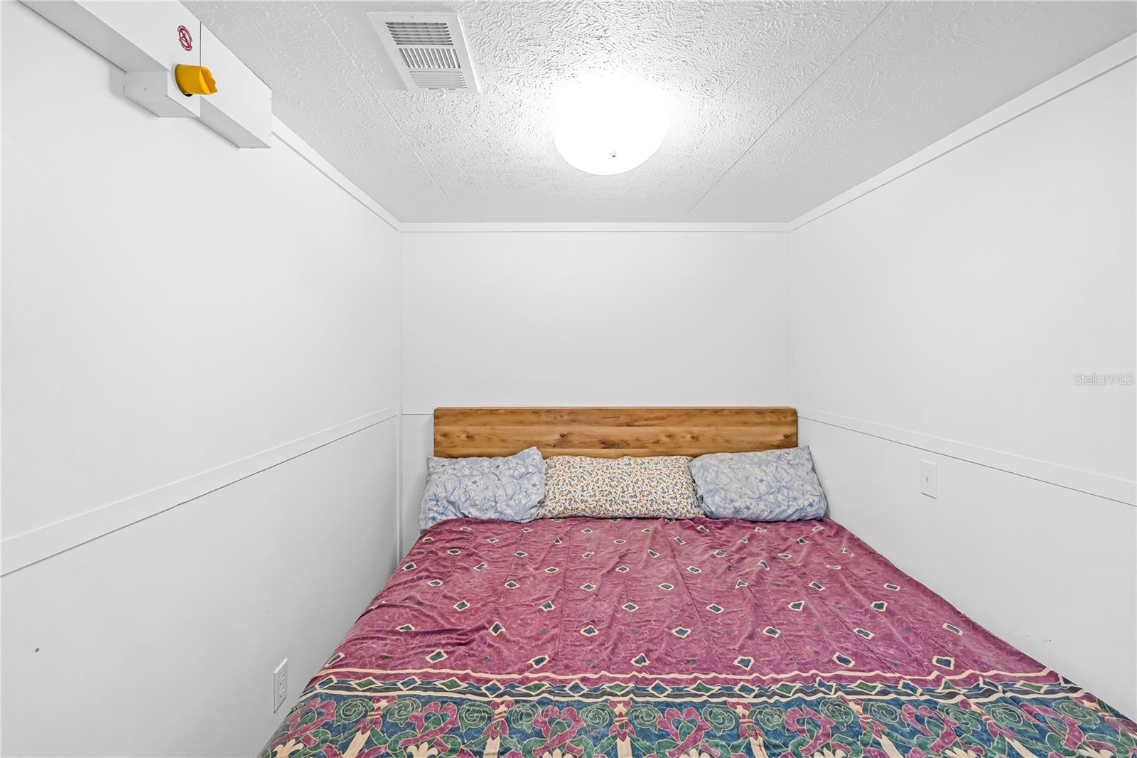 1321 BLUFF HAMMOCK RD, LORIDA, FL, 33857