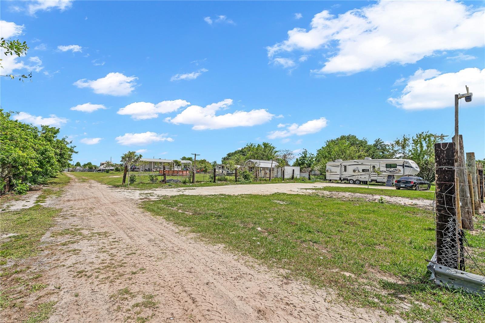 1321 BLUFF HAMMOCK RD, LORIDA, FL, 33857