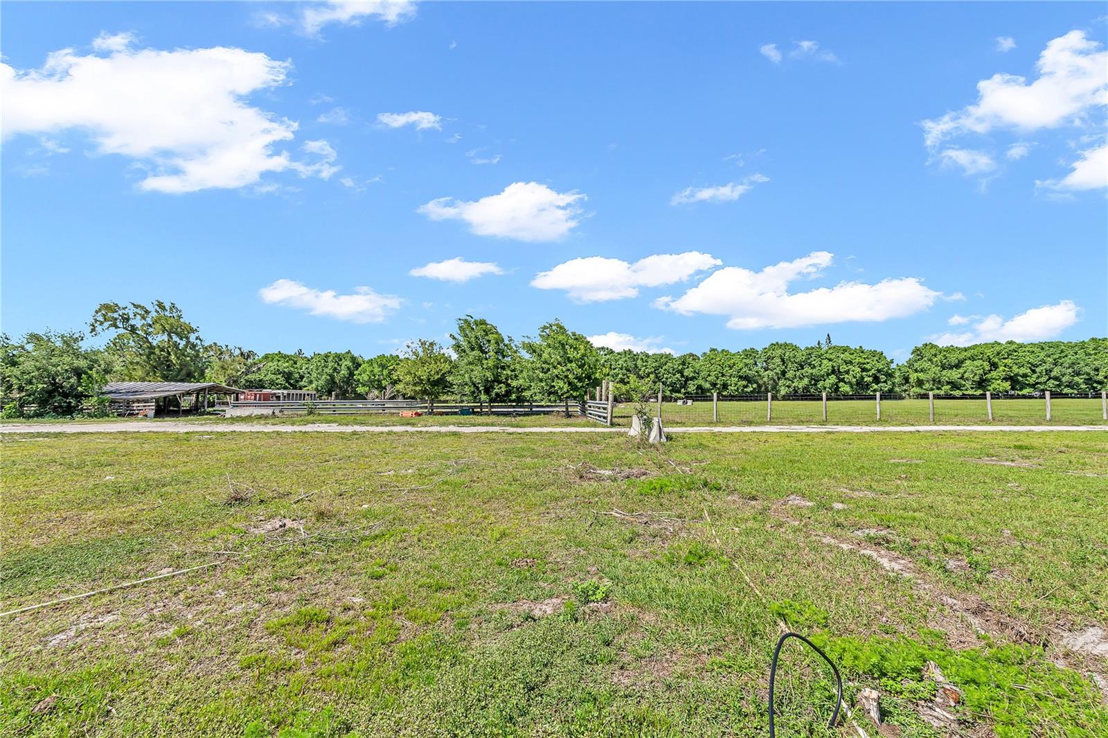 1321 BLUFF HAMMOCK RD, LORIDA, FL, 33857