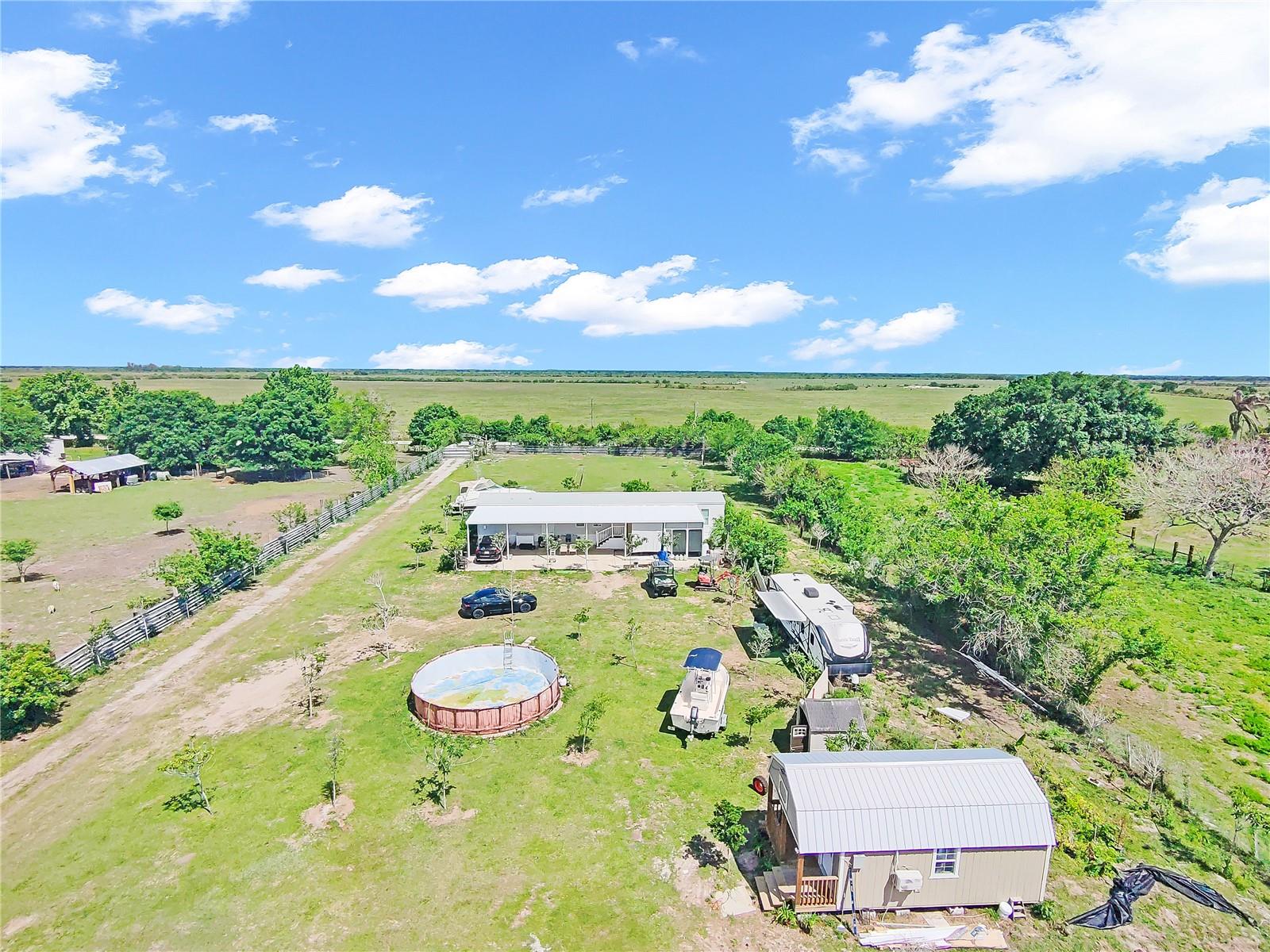 1321 BLUFF HAMMOCK RD, LORIDA, FL, 33857