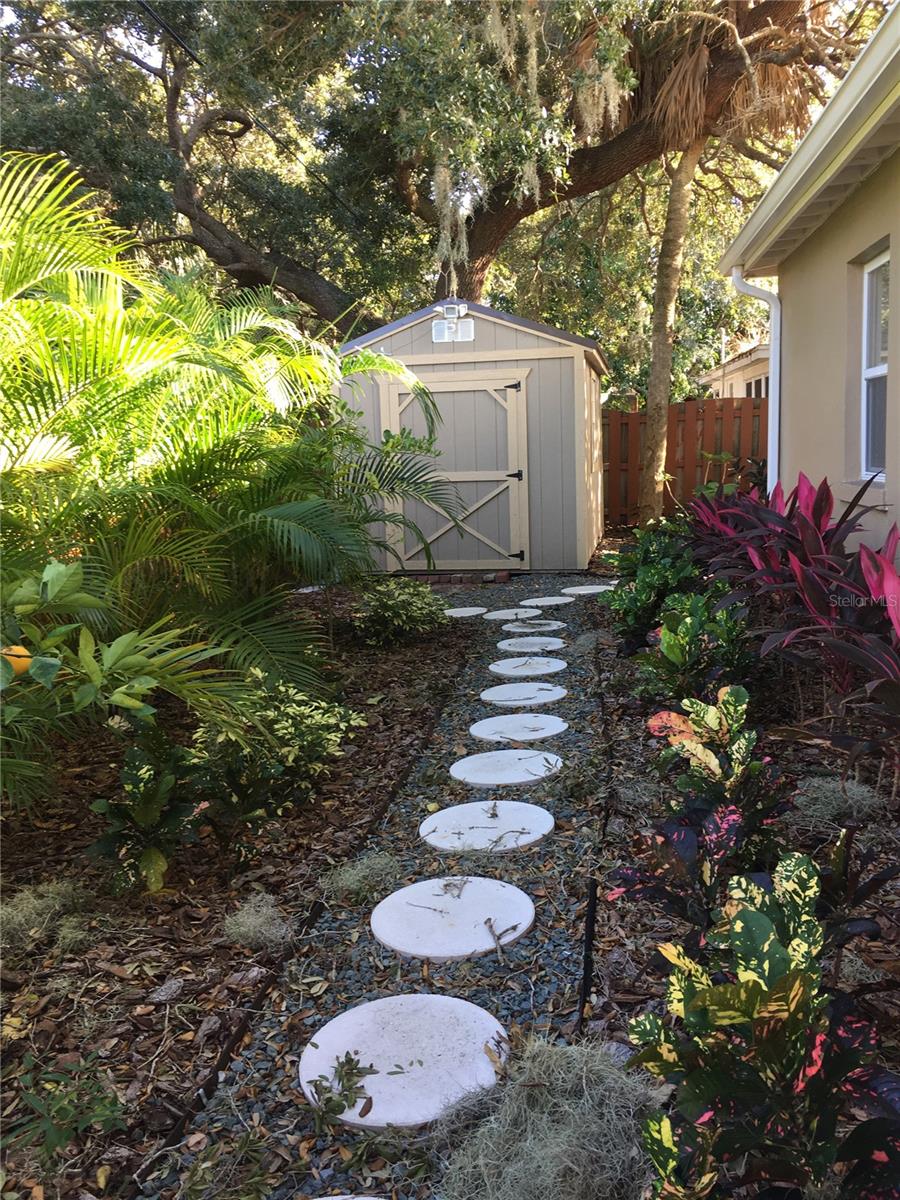 1415 S SCHOOL AVE, SARASOTA, FL, 34239