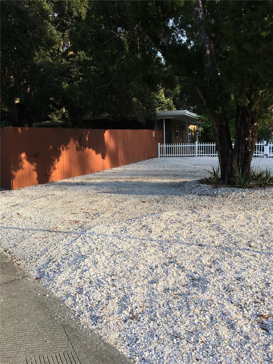 1415 S SCHOOL AVE, SARASOTA, FL, 34239