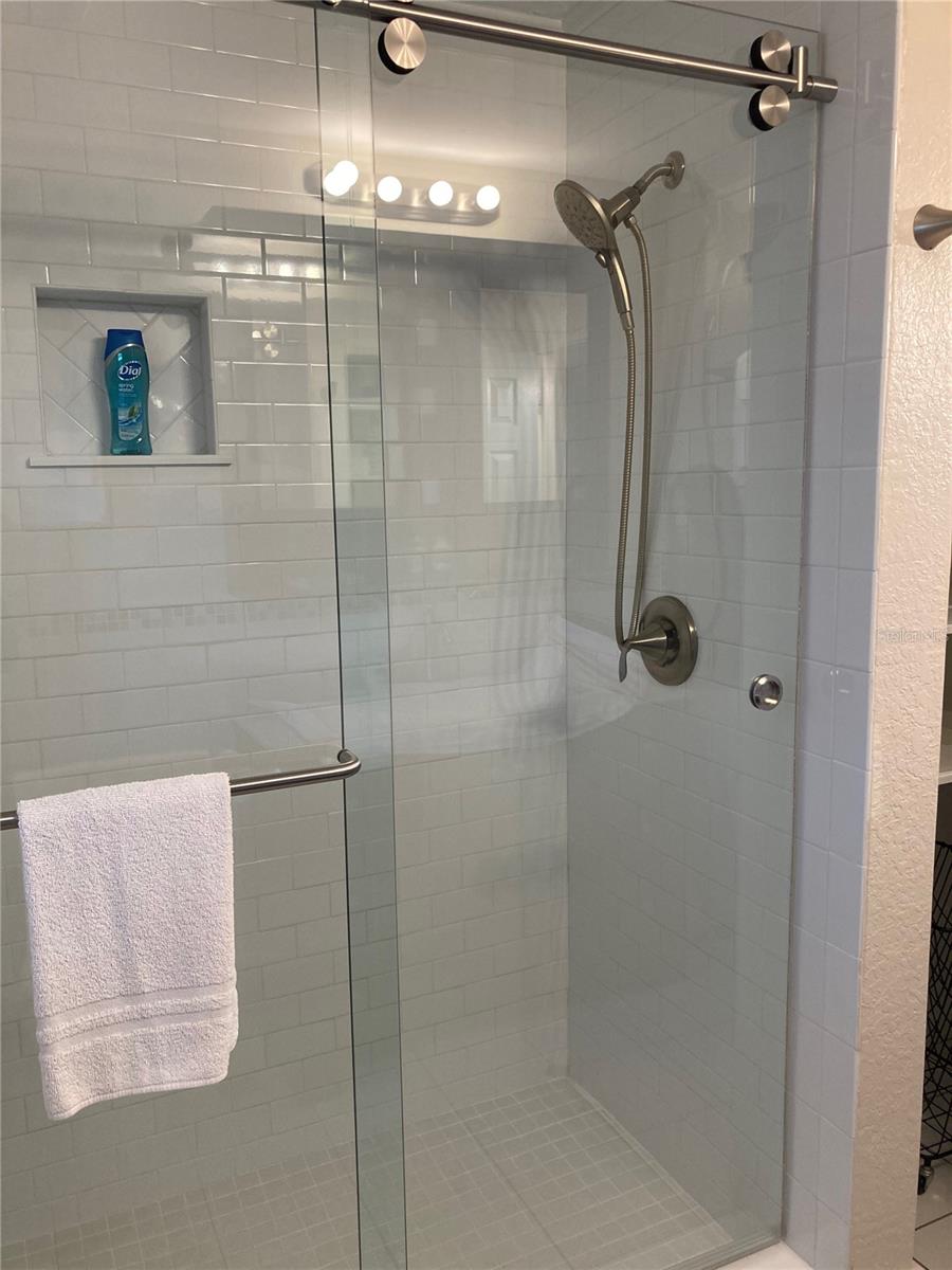 1415 S SCHOOL AVE, SARASOTA, FL, 34239