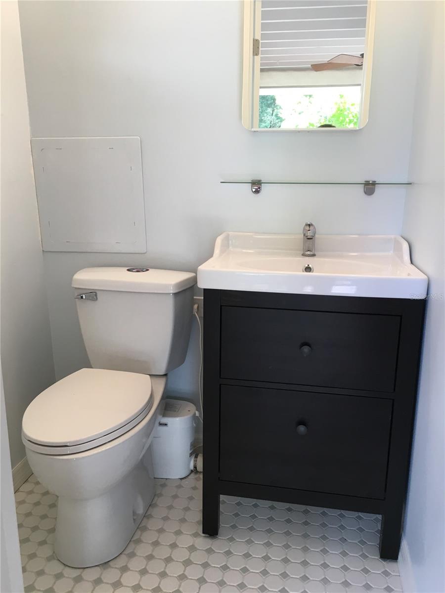 1415 S SCHOOL AVE, SARASOTA, FL, 34239