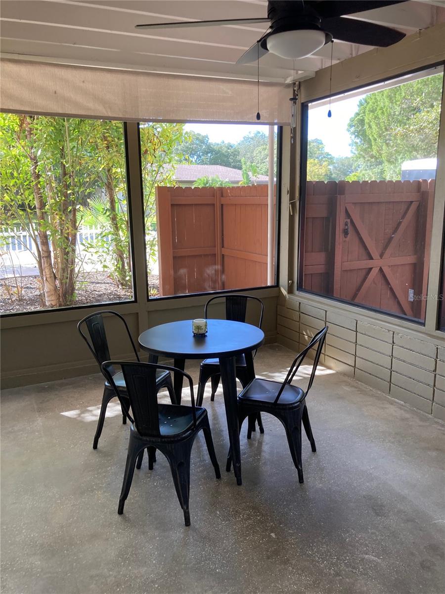 1415 S SCHOOL AVE, SARASOTA, FL, 34239