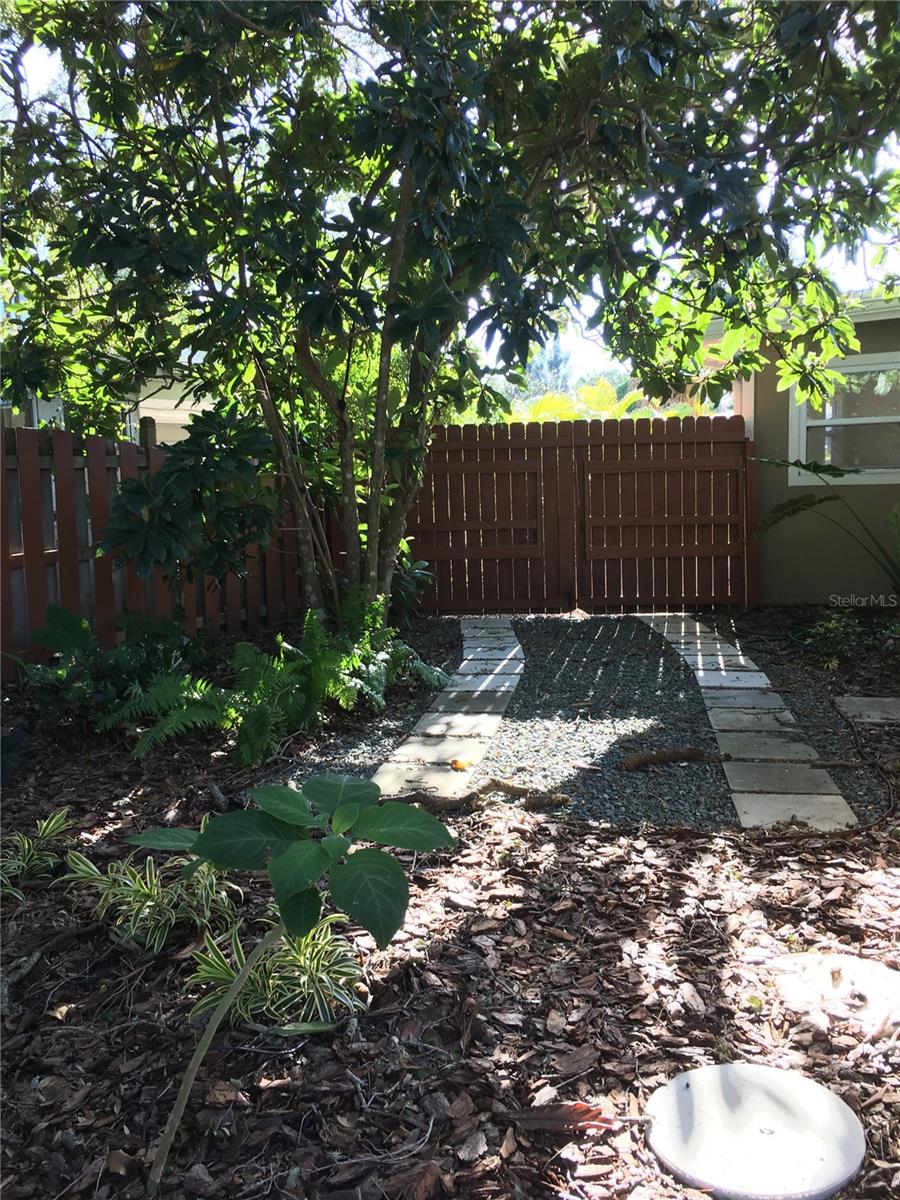 1415 S SCHOOL AVE, SARASOTA, FL, 34239