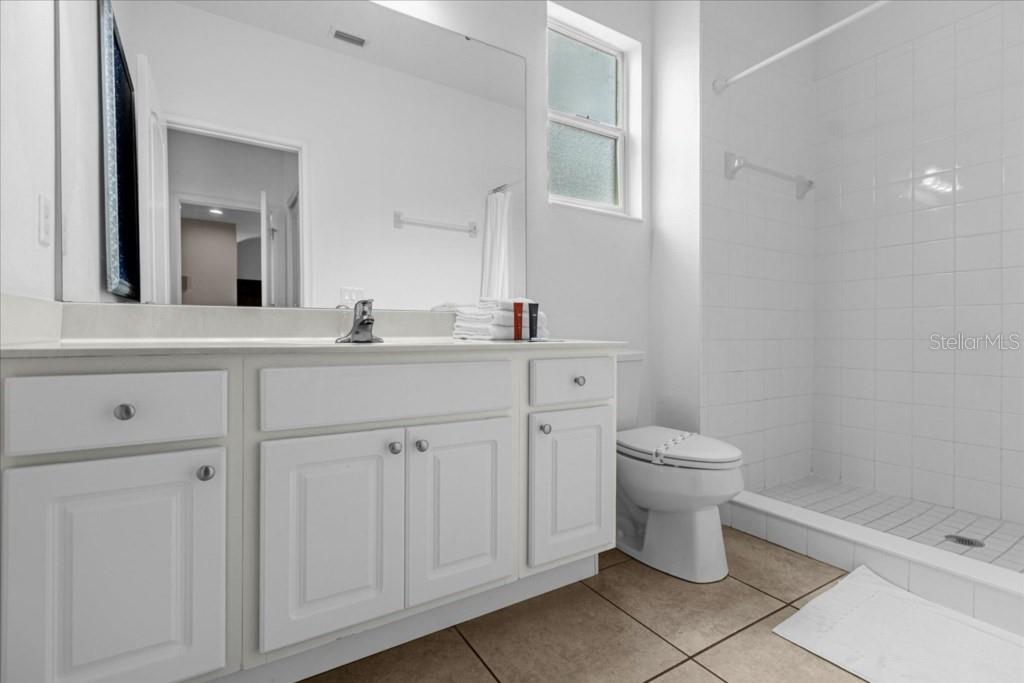 5220 OAKBOURNE AVE, DAVENPORT, FL, 33837