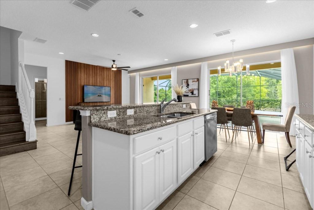 5220 OAKBOURNE AVE, DAVENPORT, FL, 33837