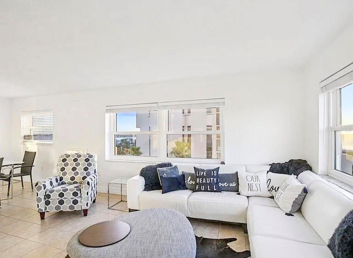 1270 GULF BLVD #701, CLEARWATER BEACH, FL, 33767