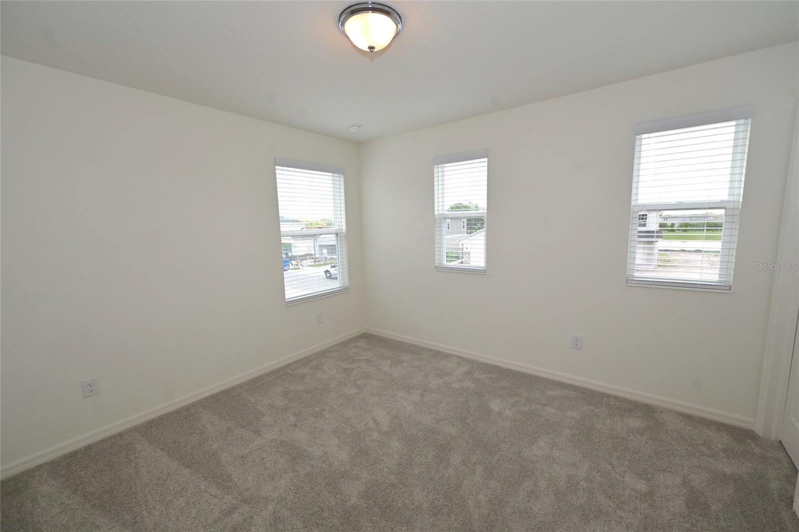 9533 SANDY BLUFFS CIR, PARRISH, FL, 34219