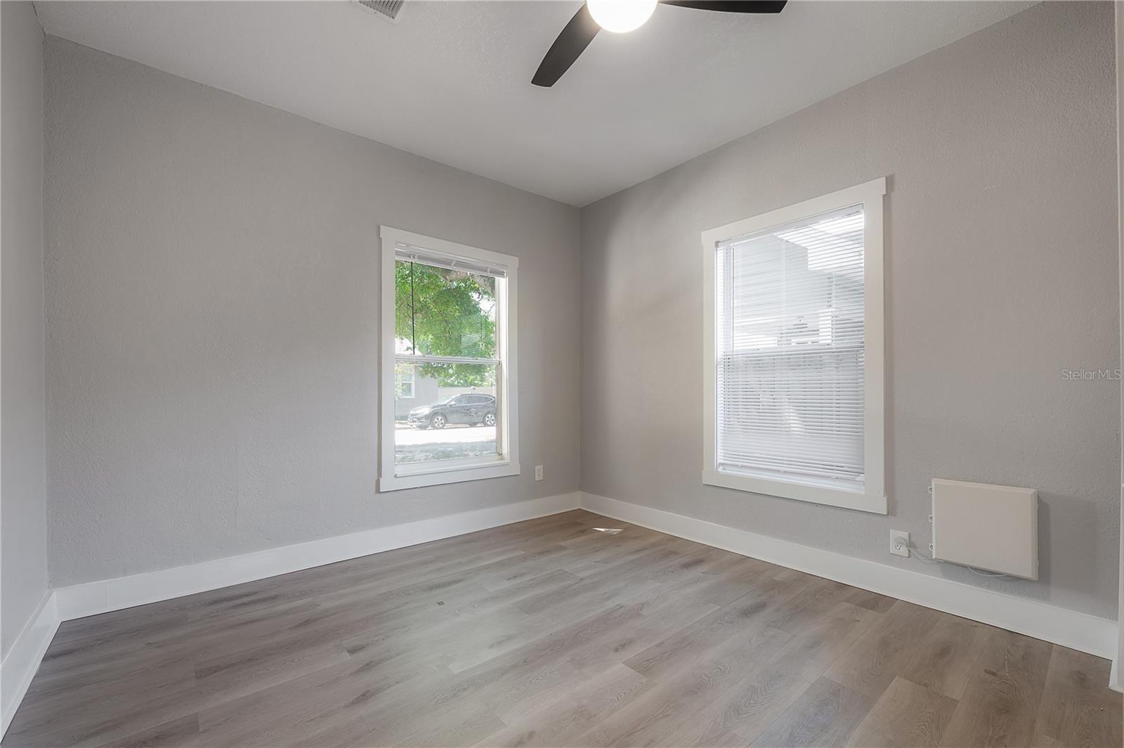 203 W 26TH AVE, TAMPA, FL, 33603