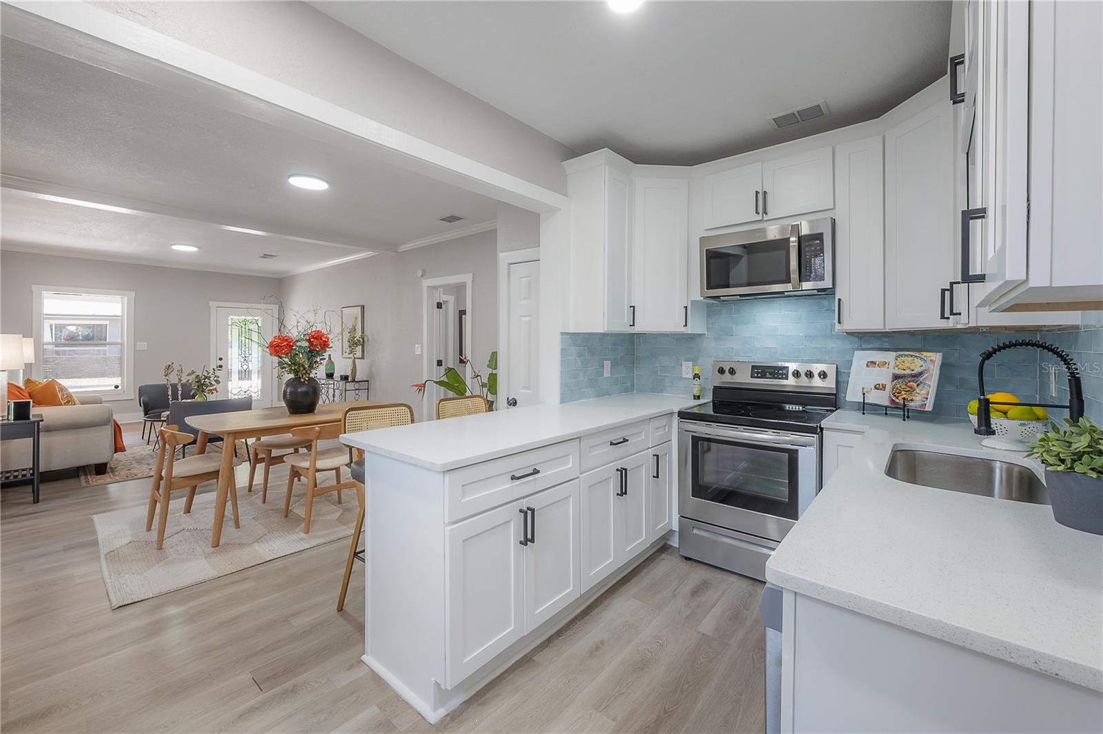 203 W 26TH AVE, TAMPA, FL, 33603