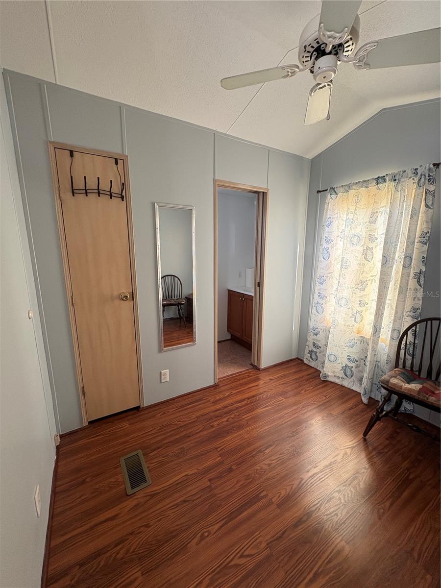 21027 LAZY DAYS CIR, LUTZ, FL, 33558