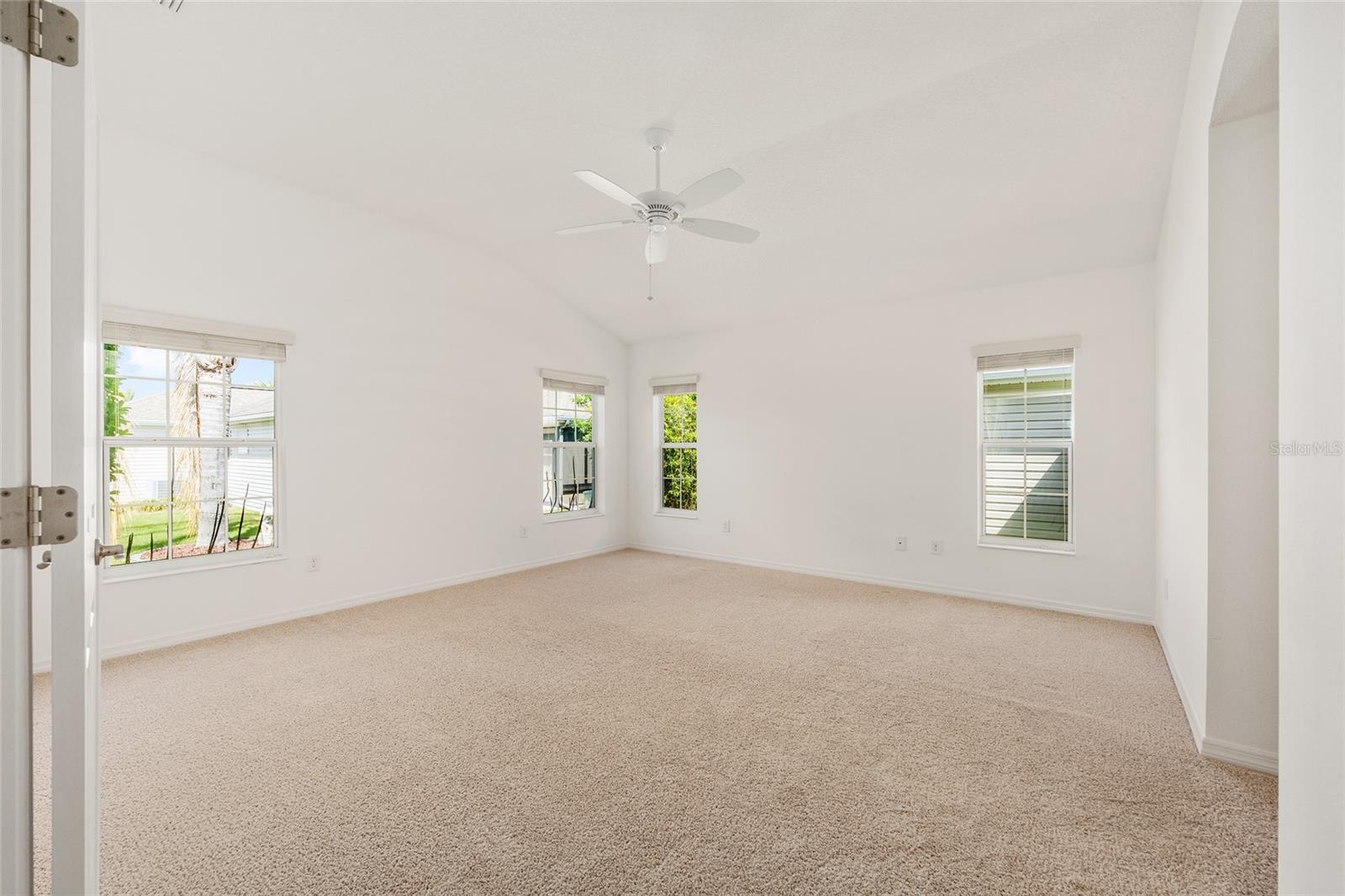 1953 YEARLING WAY, THE VILLAGES, FL, 32163