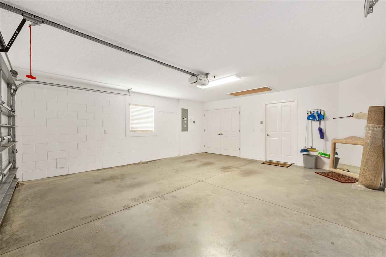 1953 YEARLING WAY, THE VILLAGES, FL, 32163