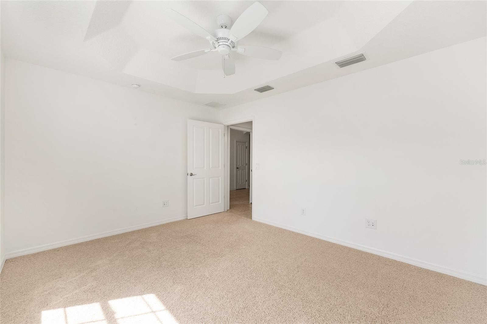 1953 YEARLING WAY, THE VILLAGES, FL, 32163