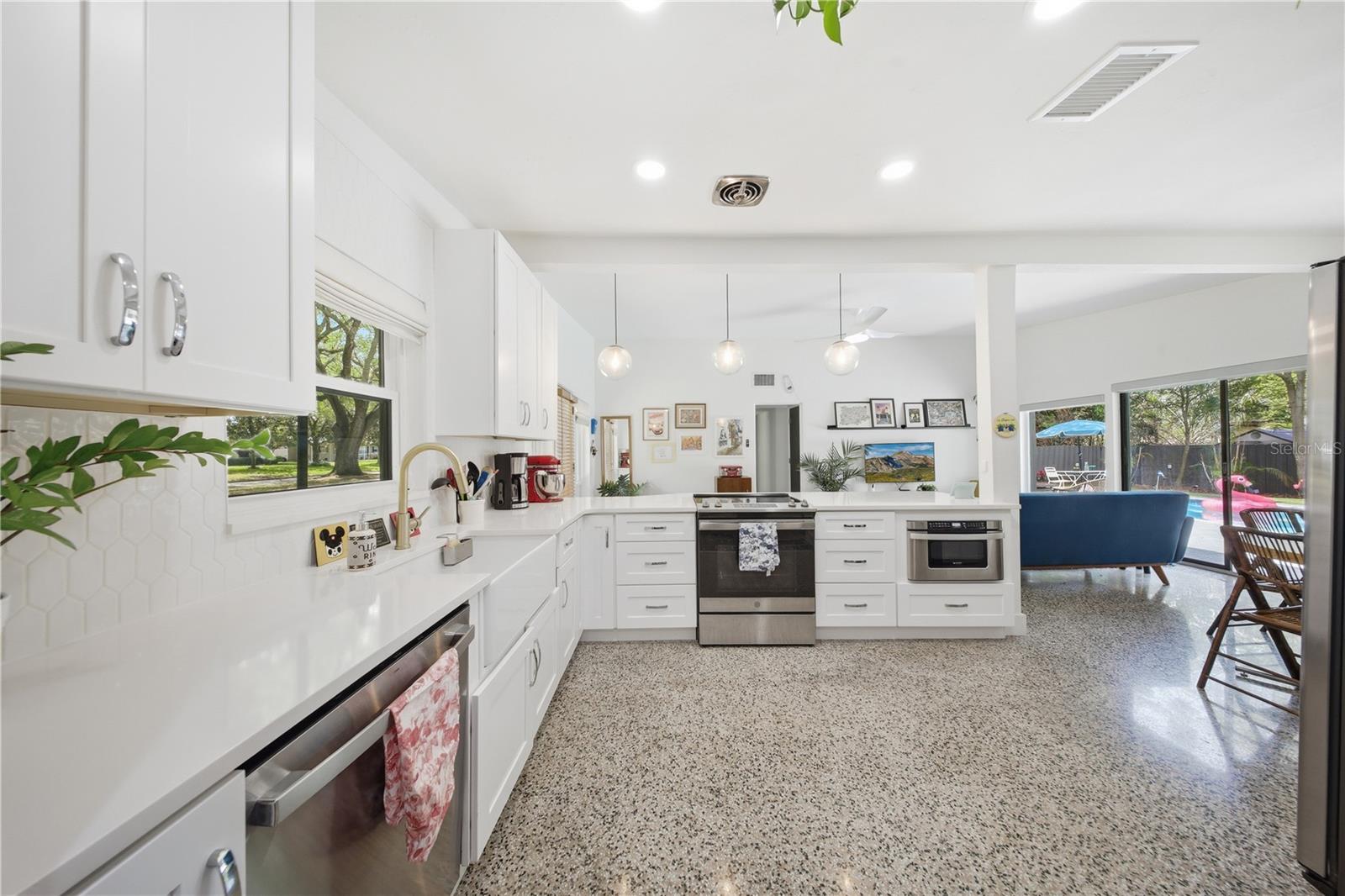 1306 CEYLON DR, ORLANDO, FL, 32806