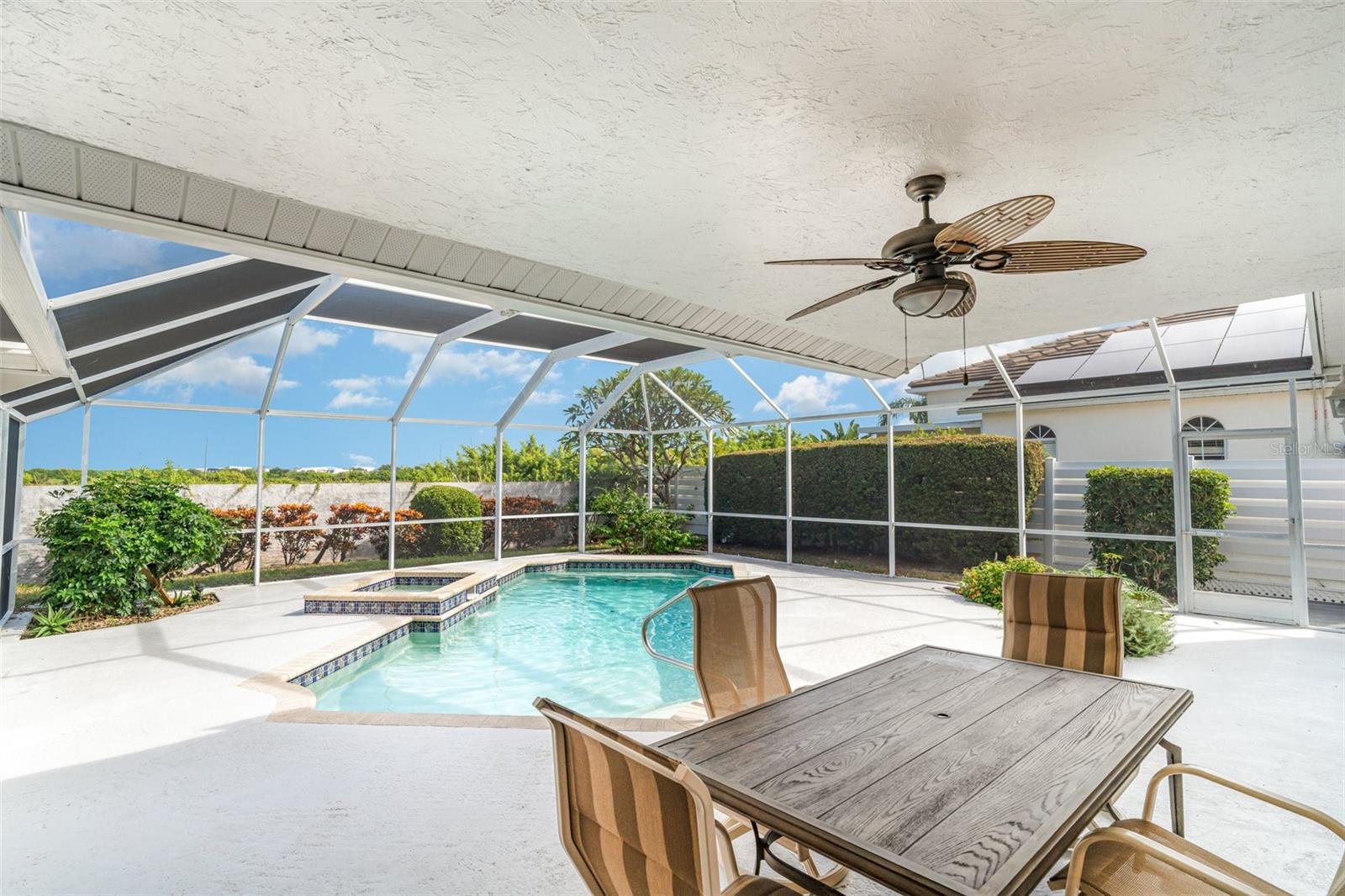 4817 61ST AVENUE DR W, BRADENTON, FL, 34210