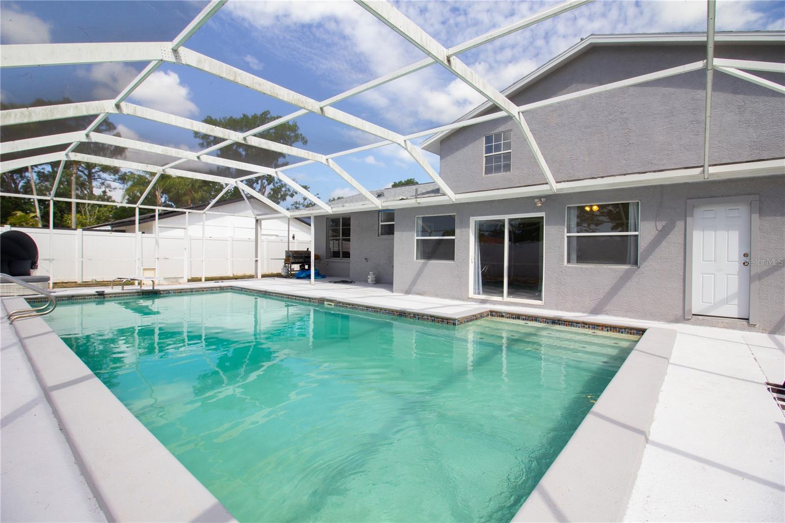 7018 OAKVIEW CIR, TAMPA, FL, 33634