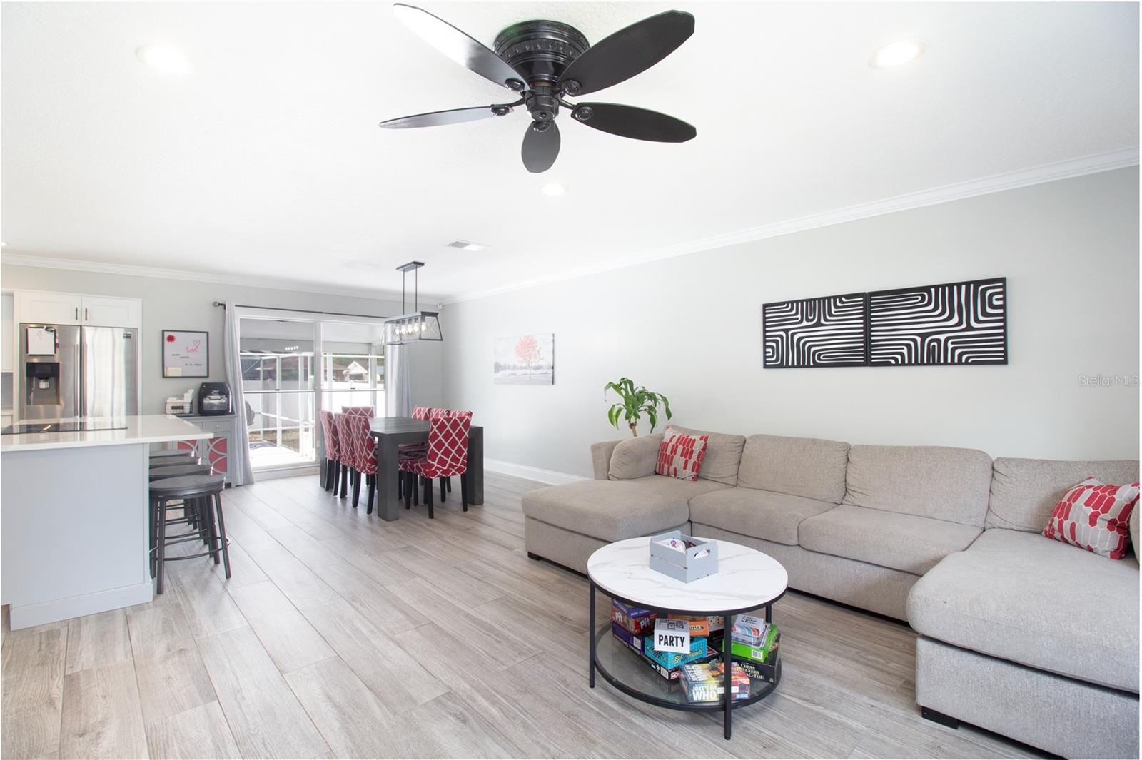 7018 OAKVIEW CIR, TAMPA, FL, 33634