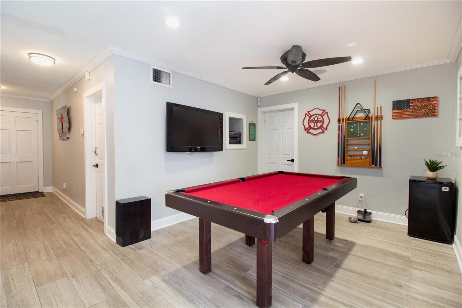 7018 OAKVIEW CIR, TAMPA, FL, 33634