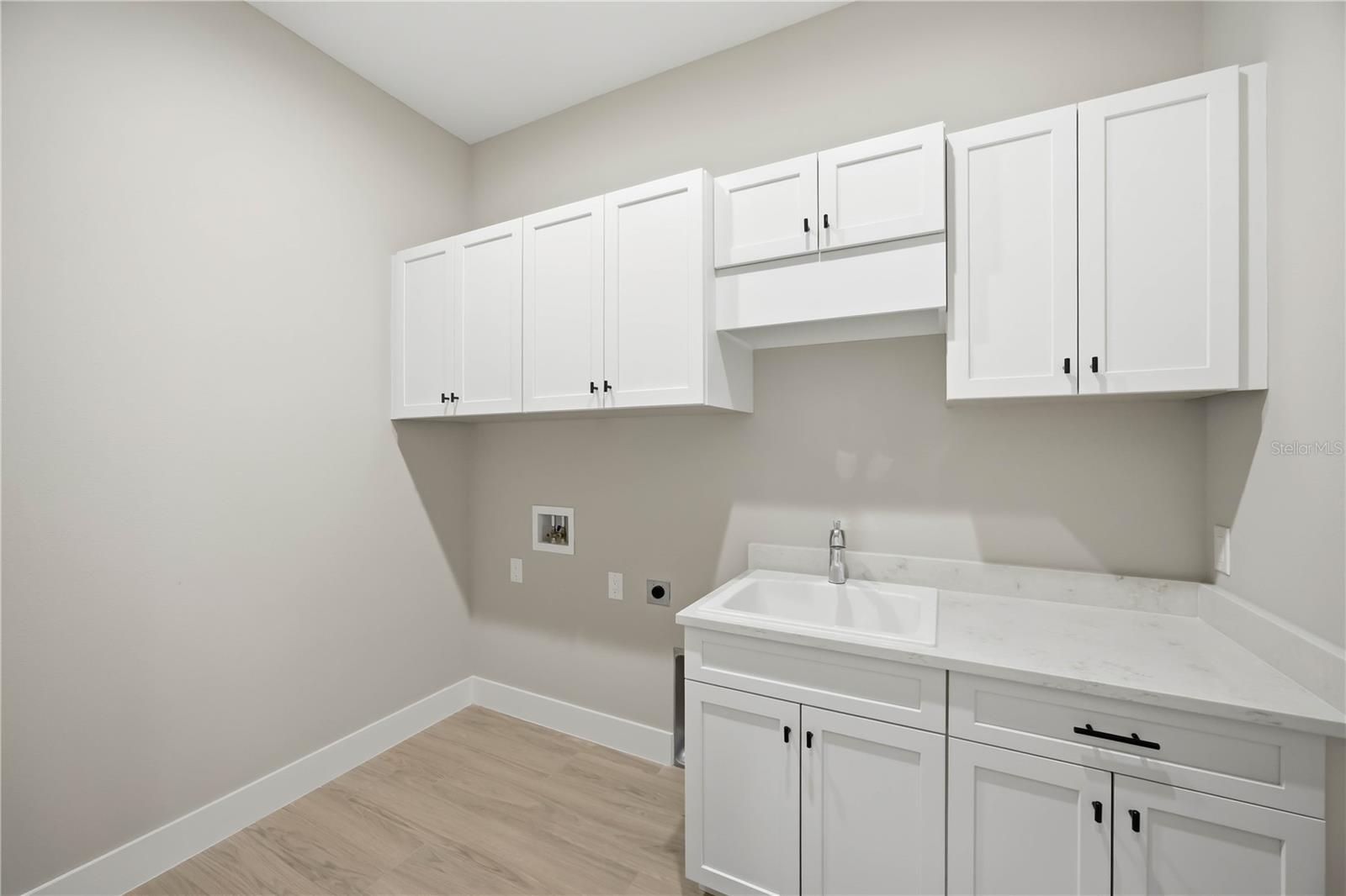 18185 HOME RUN DR, VENICE, FL, 34293