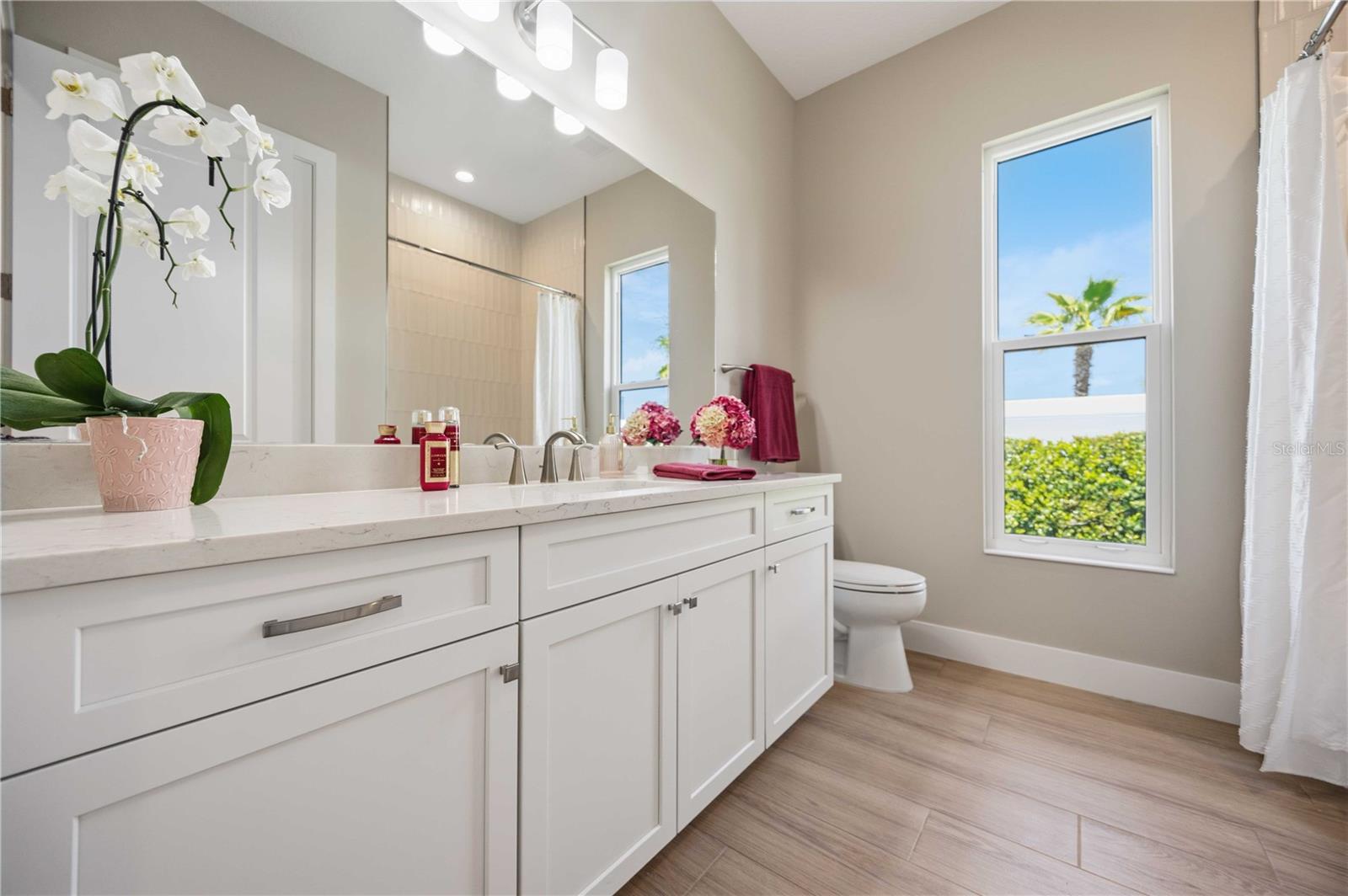 18185 HOME RUN DR, VENICE, FL, 34293