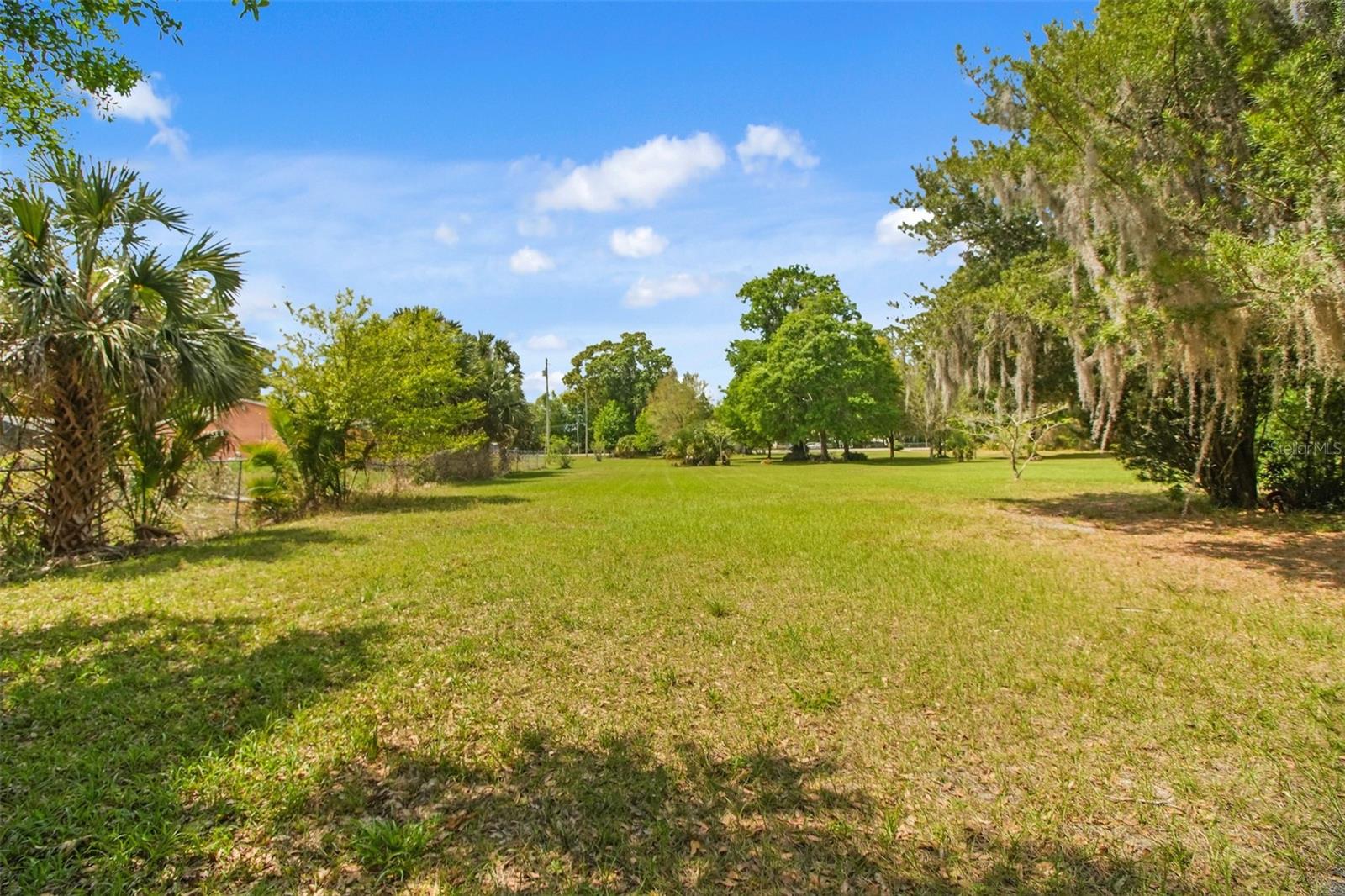 2205 & 2211 LAKE PICKETT RD, ORLANDO, FL, 32826