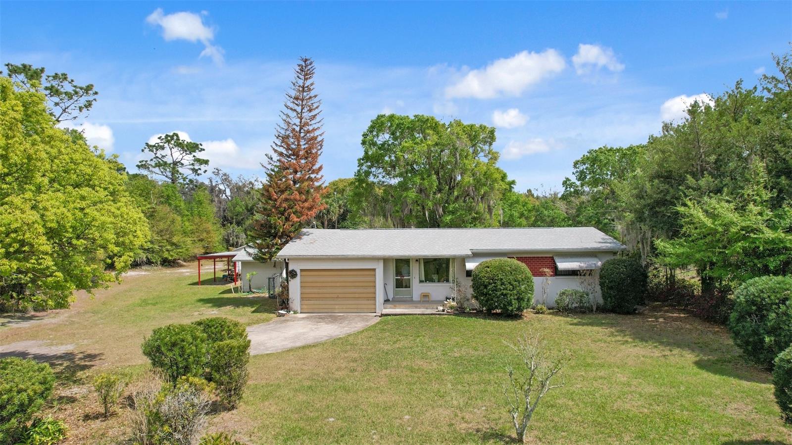 2205 & 2211 LAKE PICKETT RD, ORLANDO, FL, 32826
